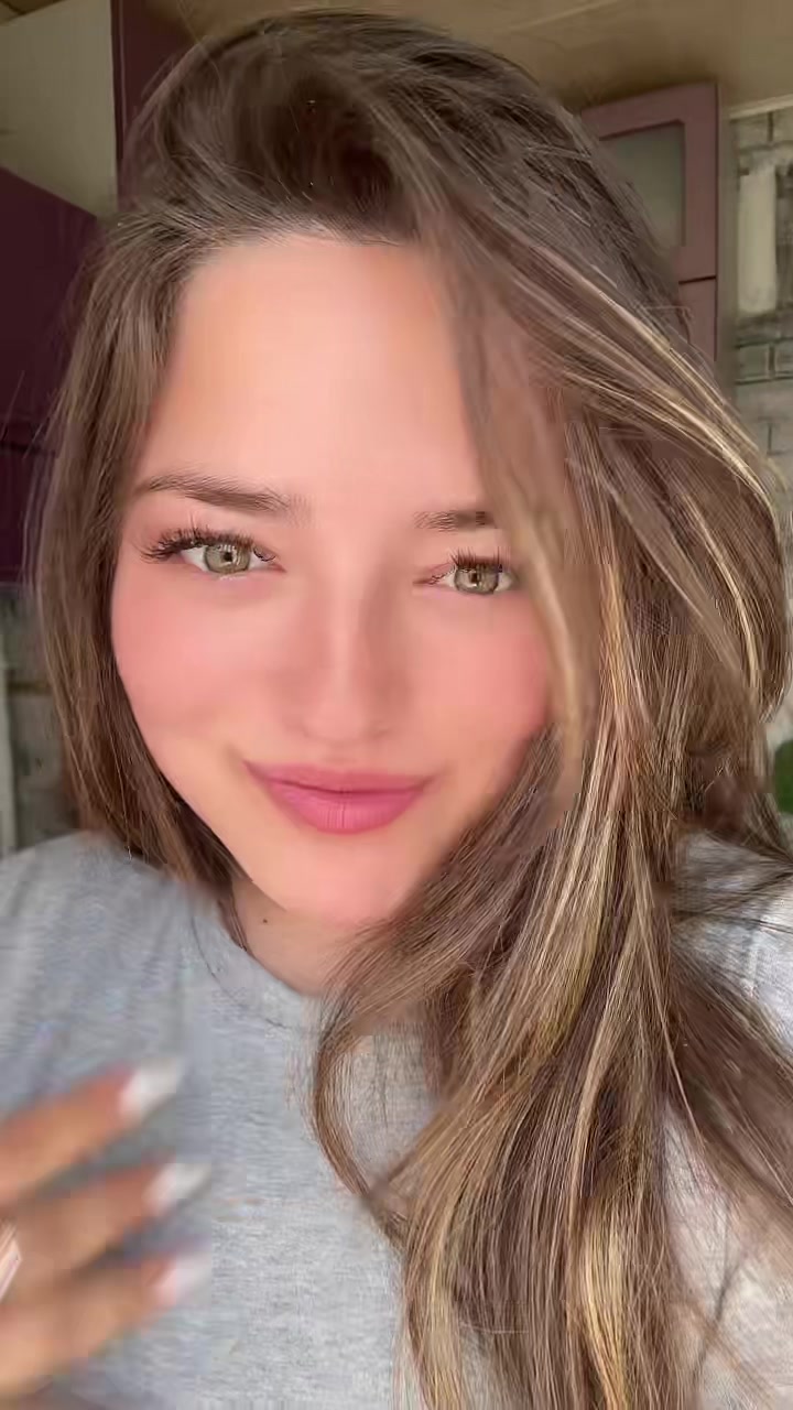@ruki_na_stolik