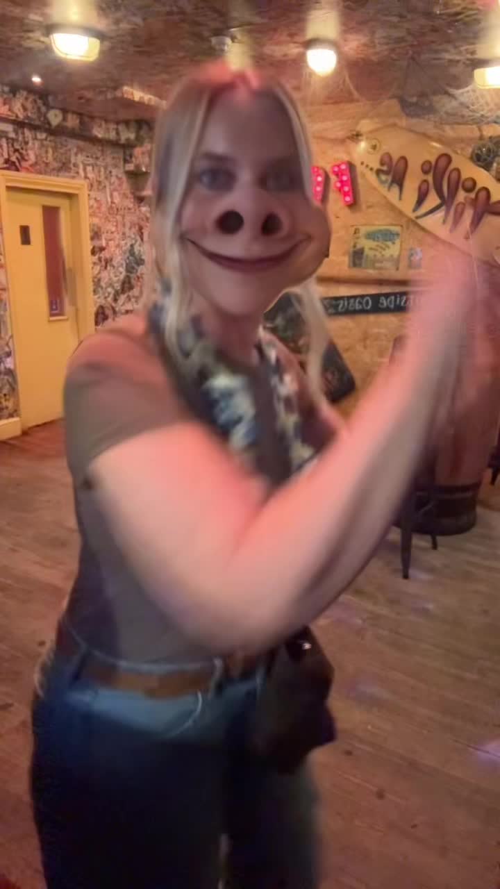 @danniidink