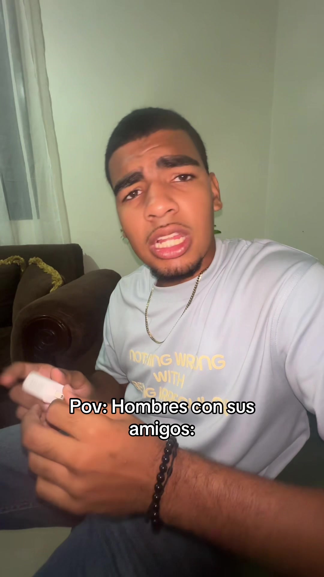 @Alexiño