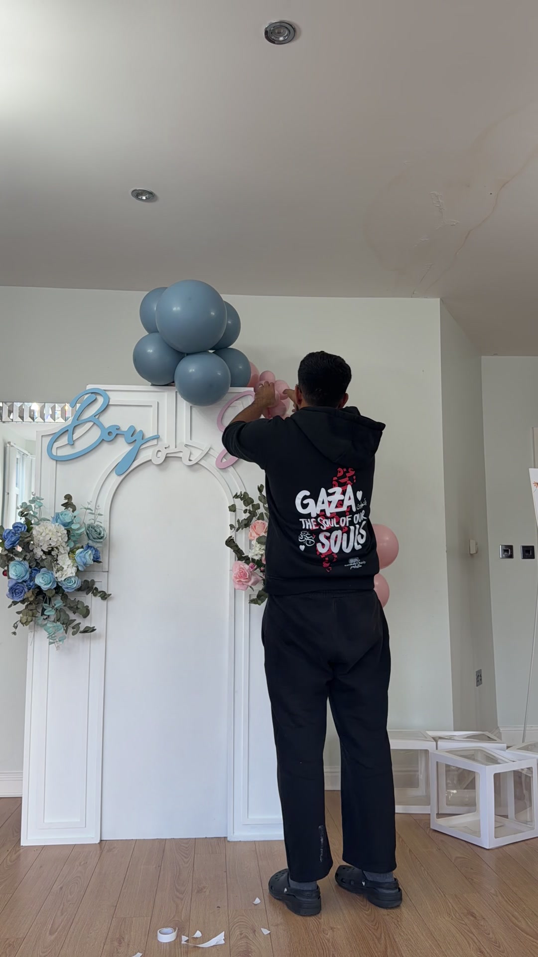 @TheBalloonMan