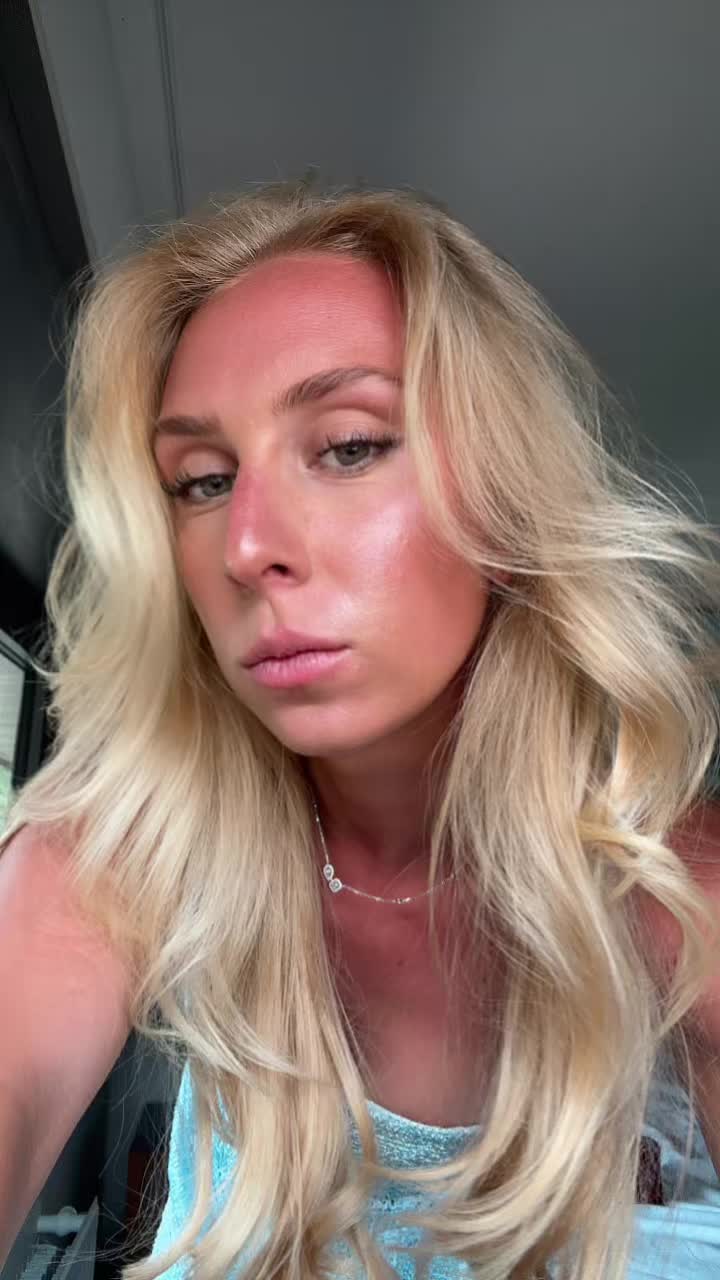 @Blondie