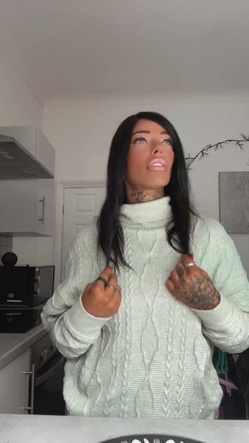 @HailsworthGetto🌈