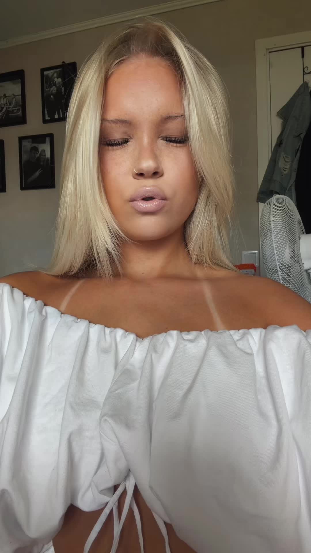 @AL