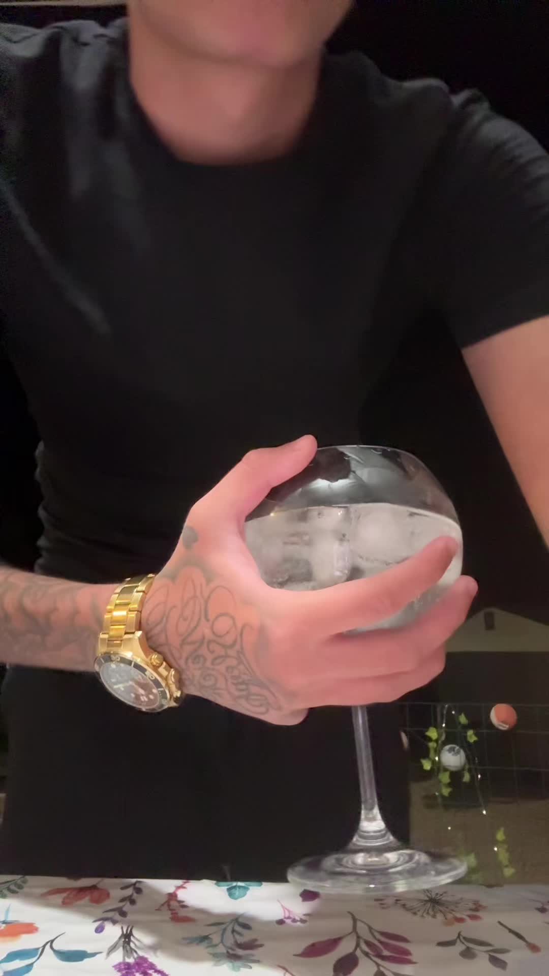 @Adrii🖤
