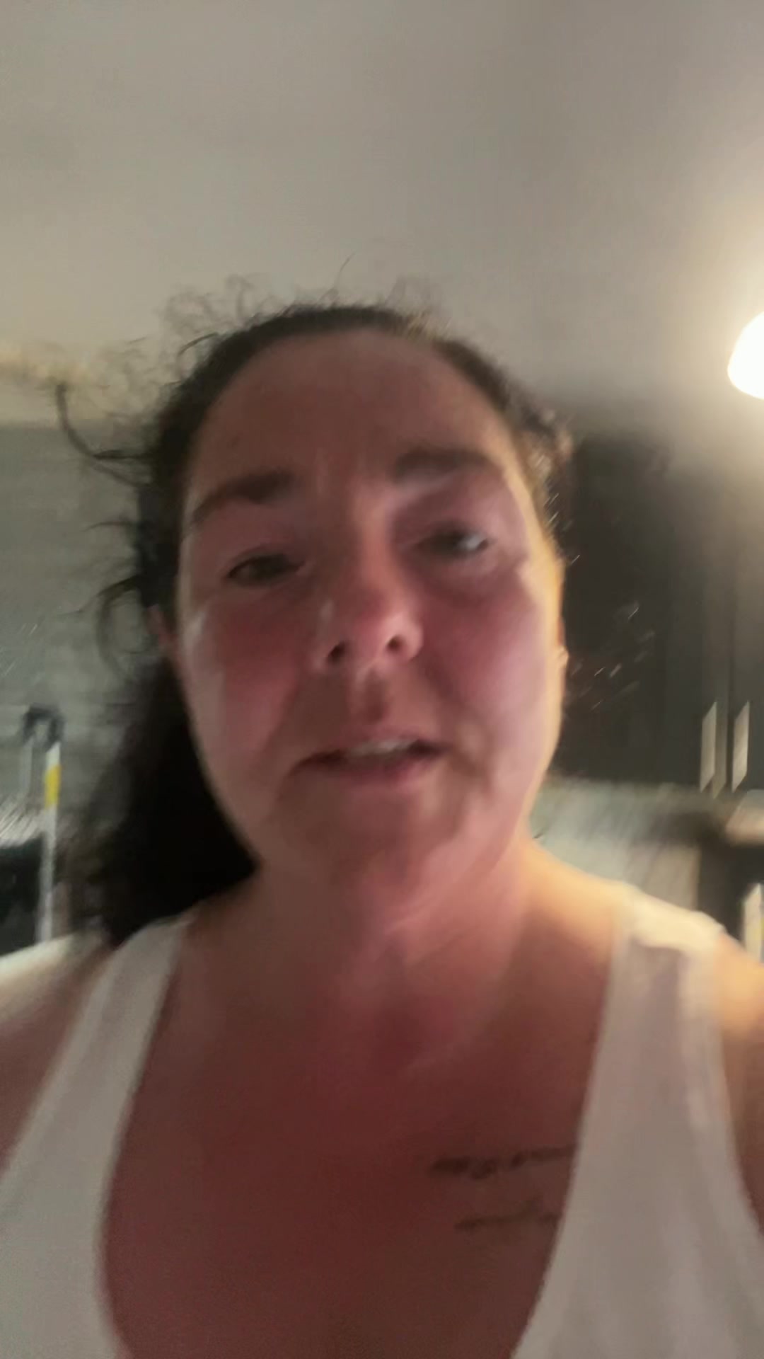 @xxx Lisa proud mother of 7 xx