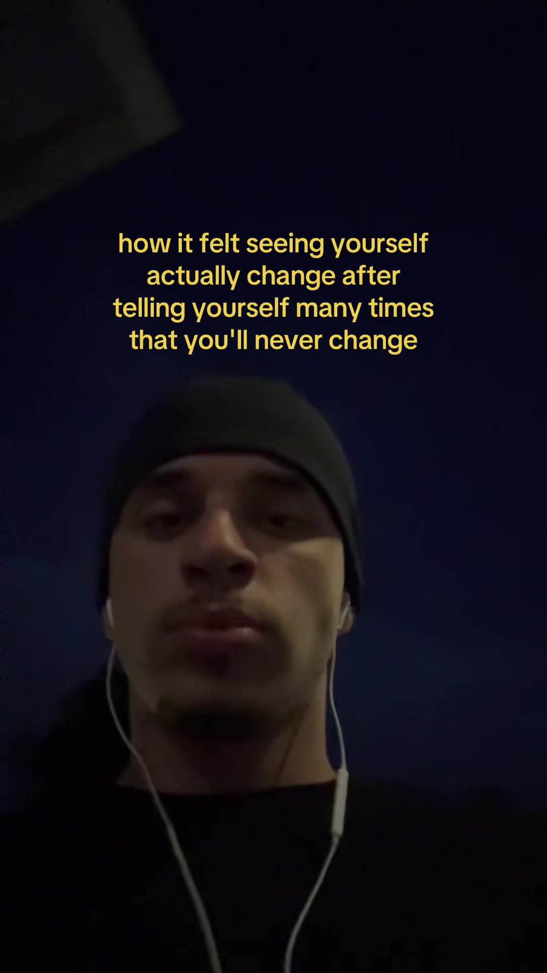 @￴