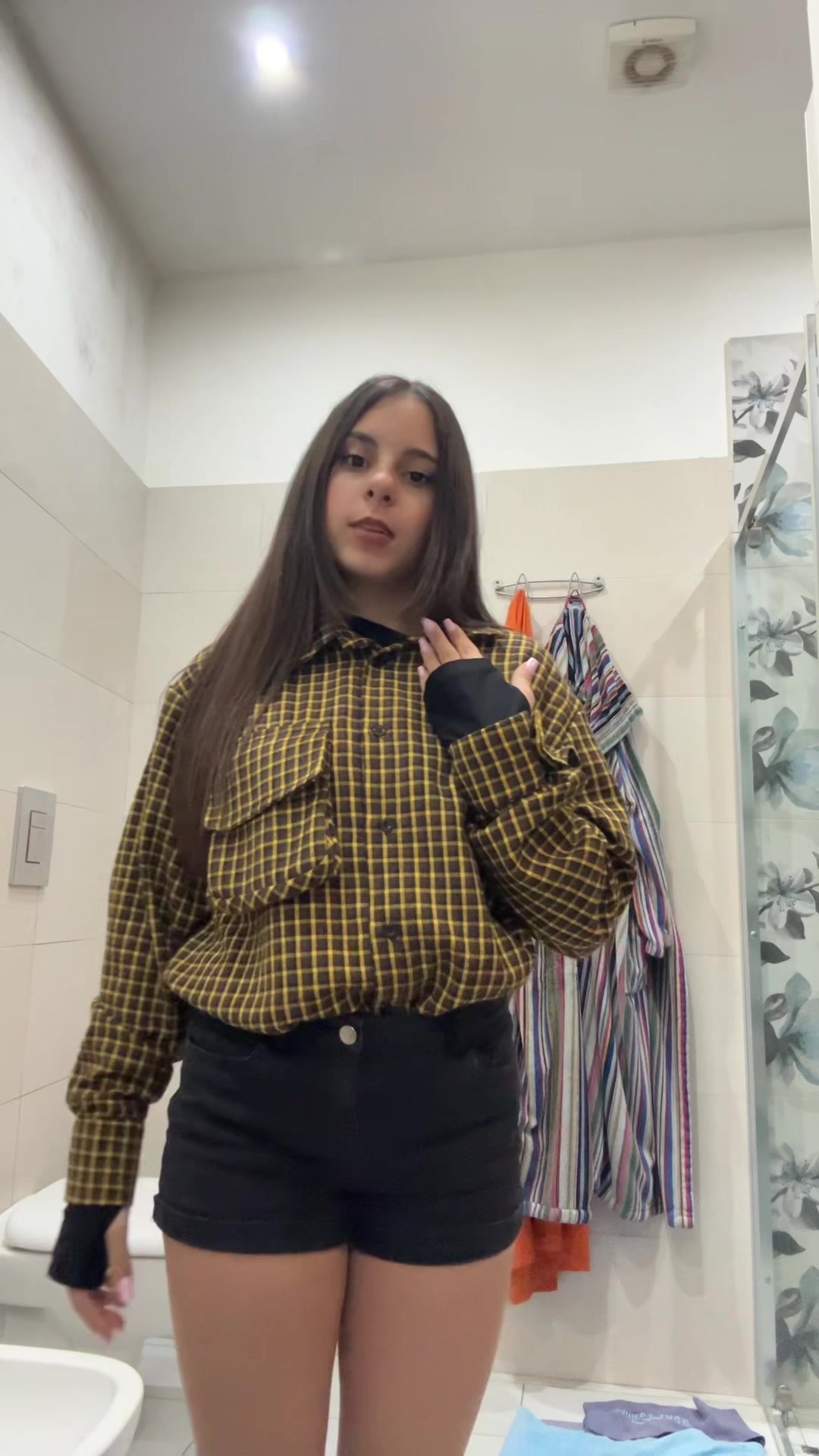 @𝓡