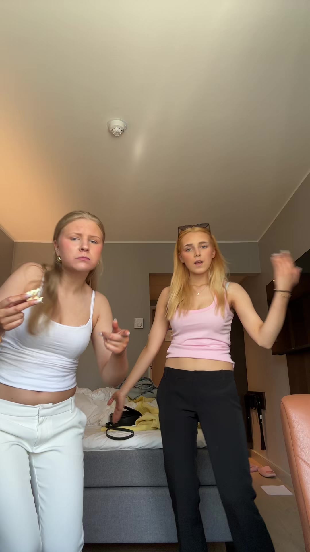 @ronja henriksen