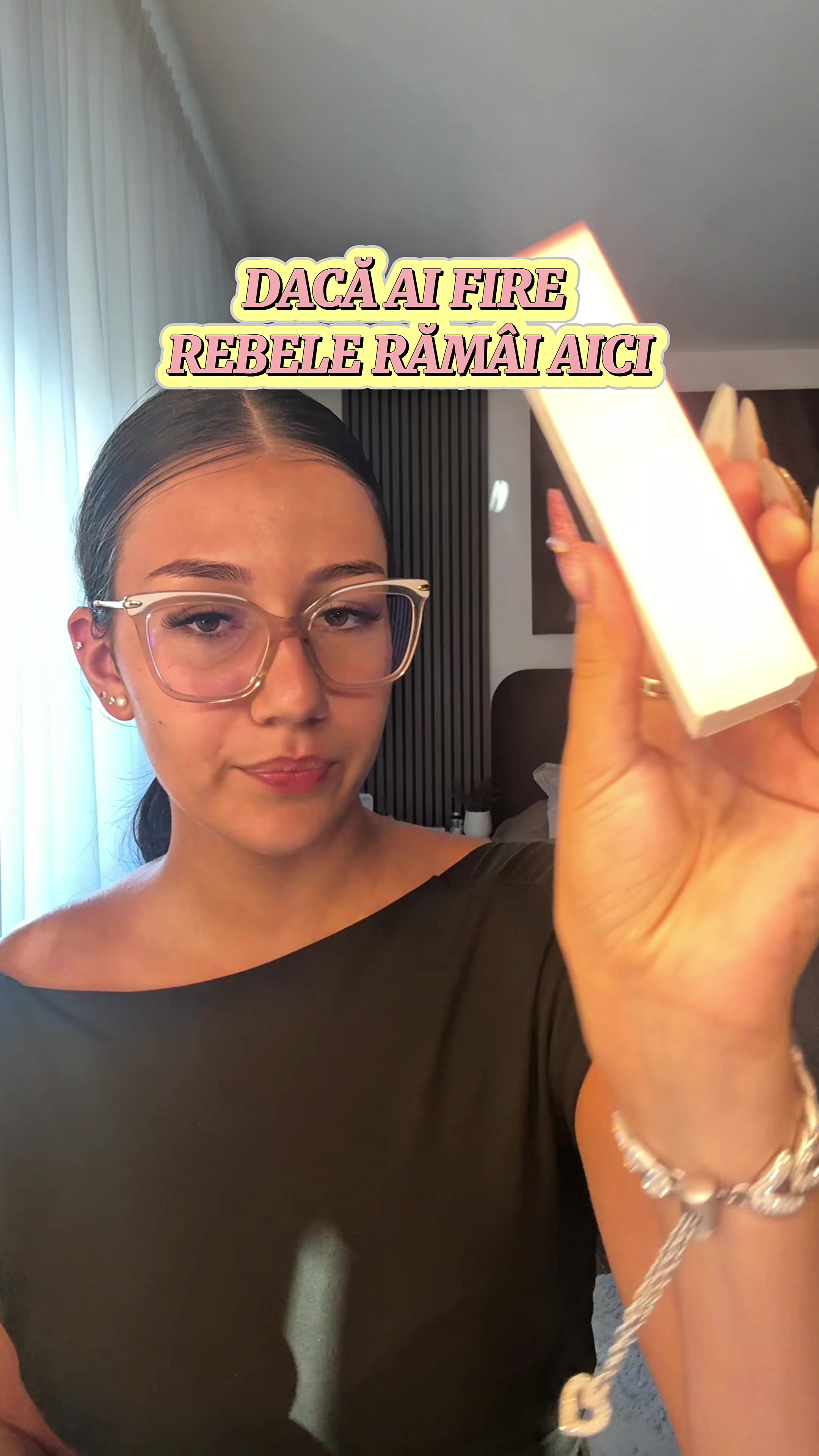 @legitamelia