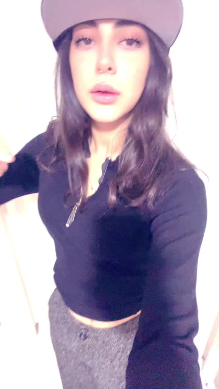 @heliiawi._