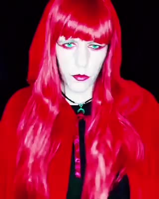 @GothicQueen 👑🖤✨️