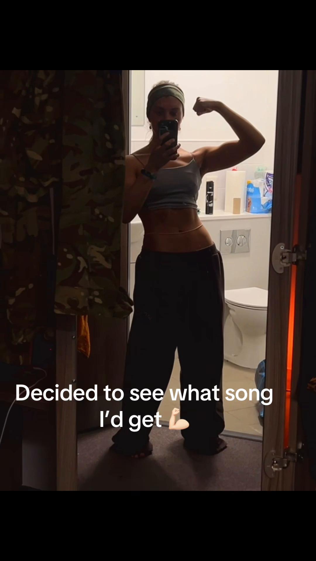 @Briony🏴🦅🪼🐋