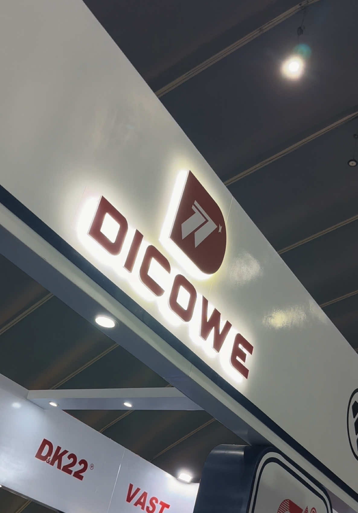 @DICOWE