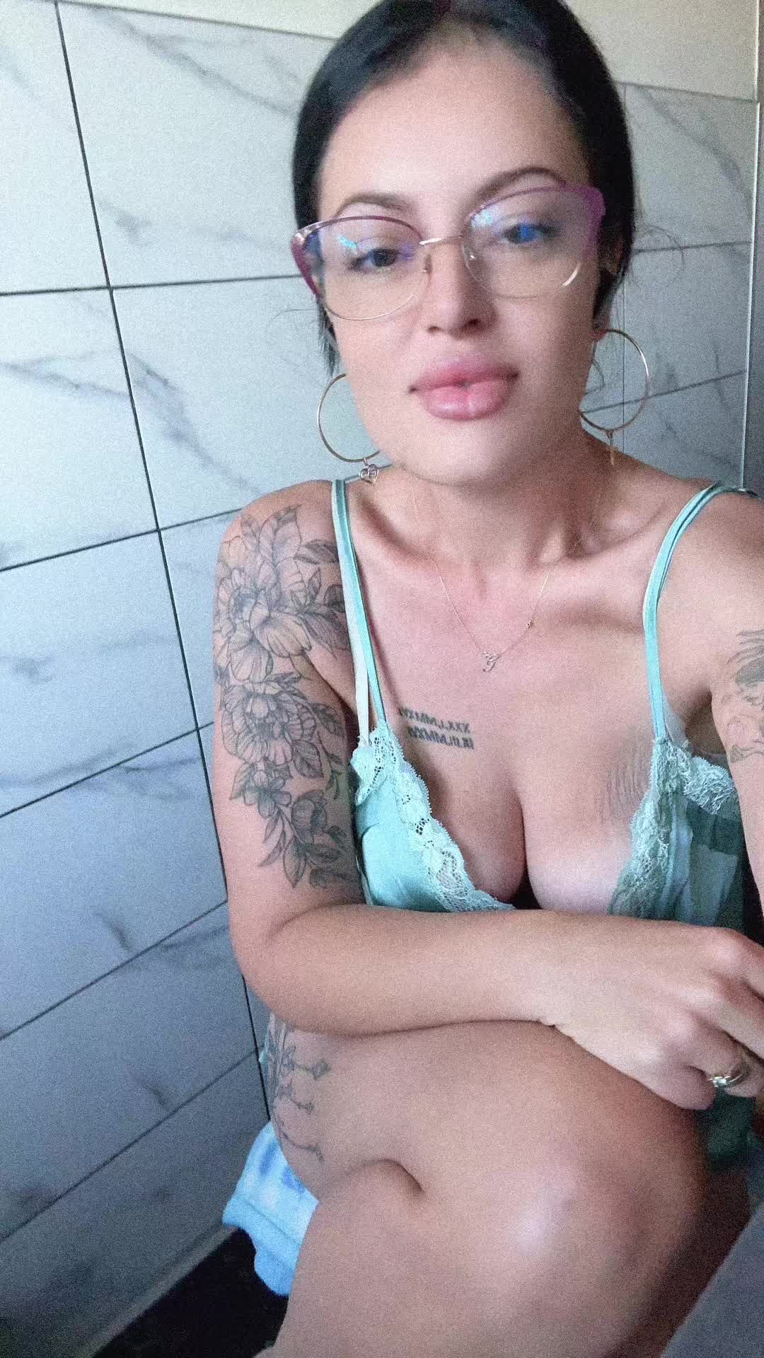 @Georgiana Gabriela