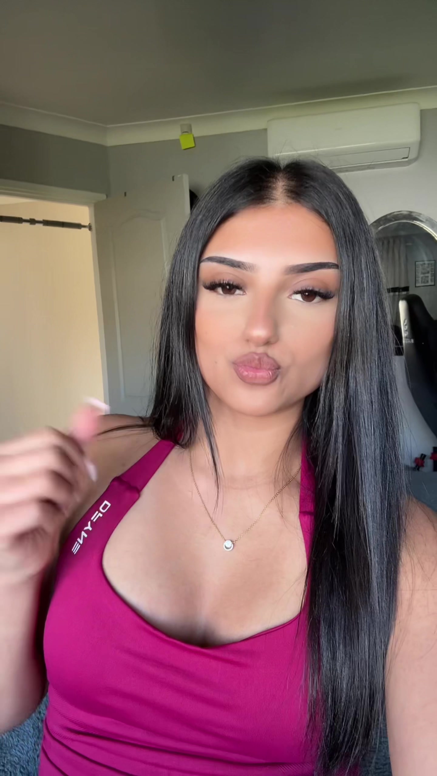 @notriiakaur
