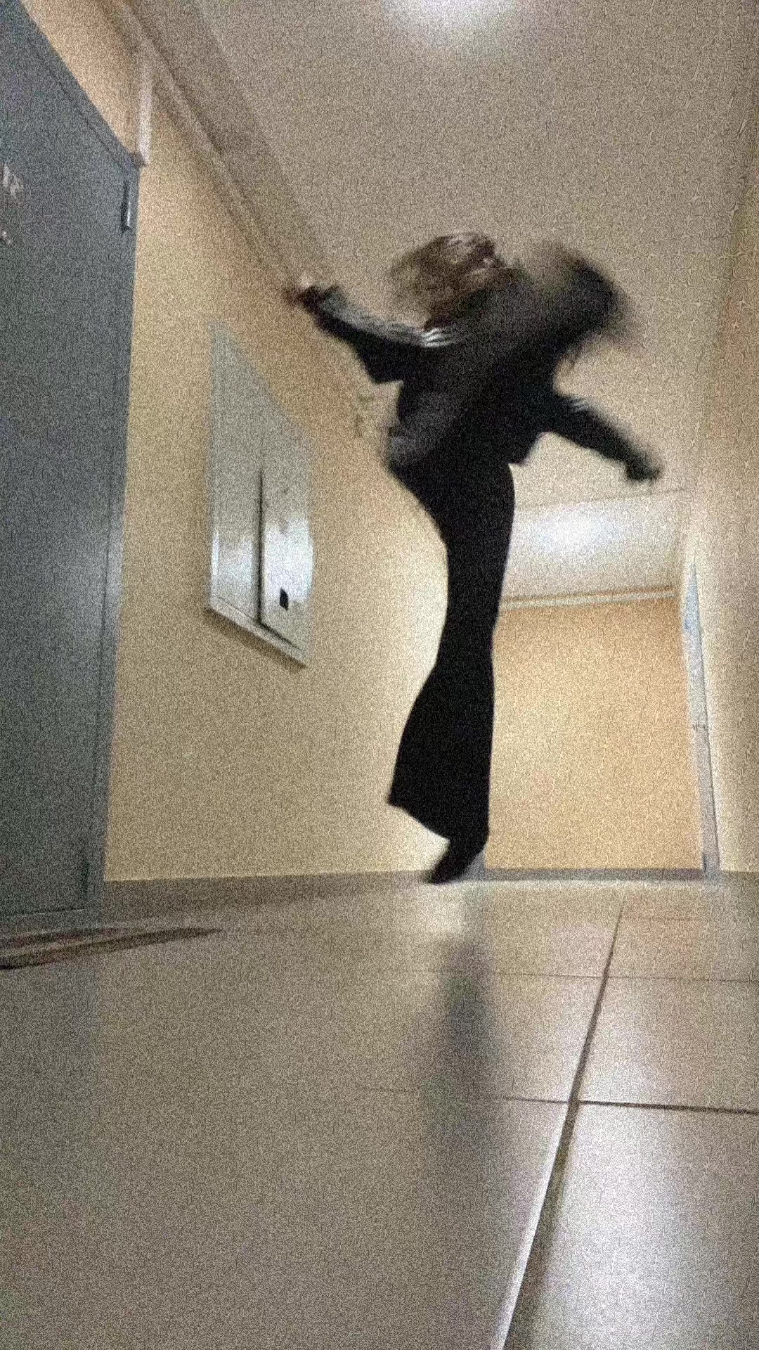 @К💋