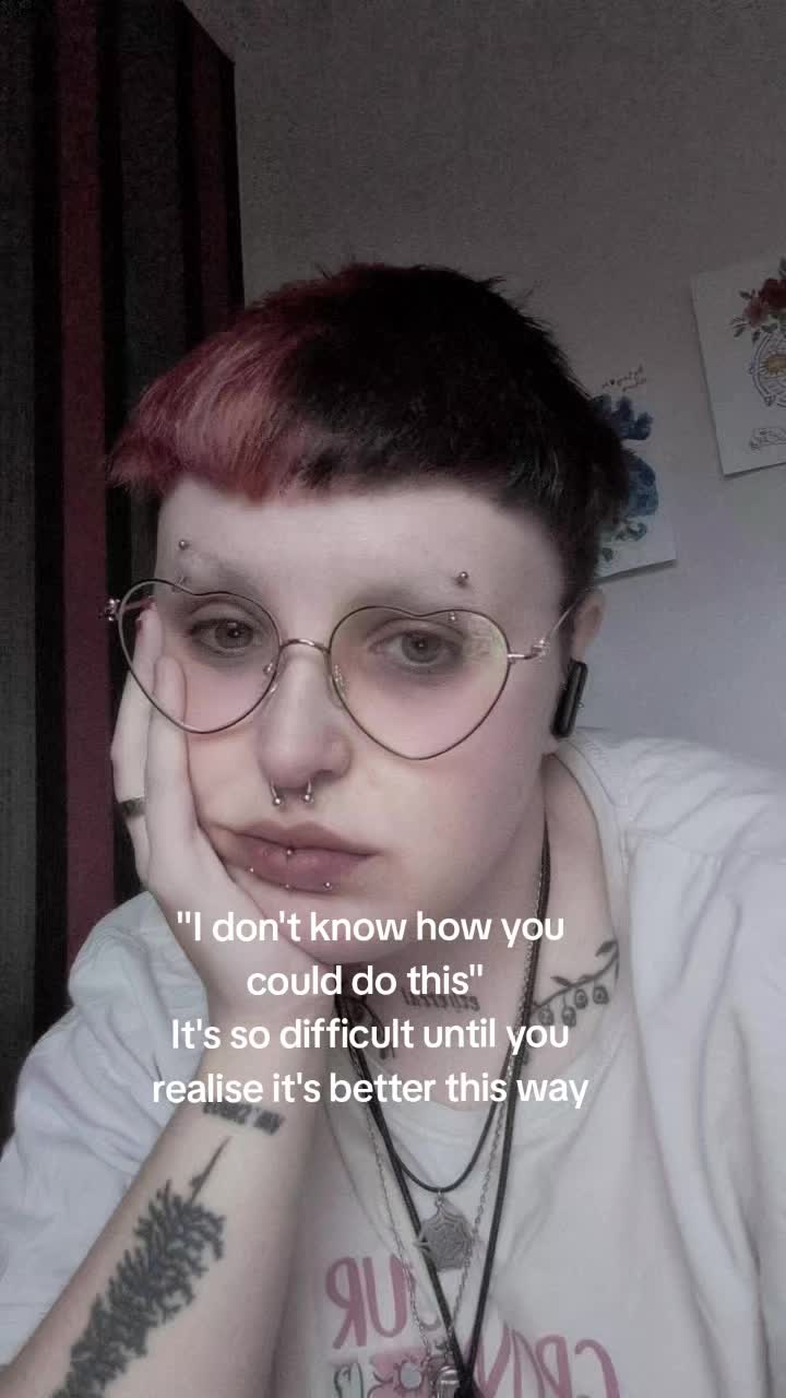 @🖤 𝕰𝖓𝖛𝖞 ❤️ (they/them)