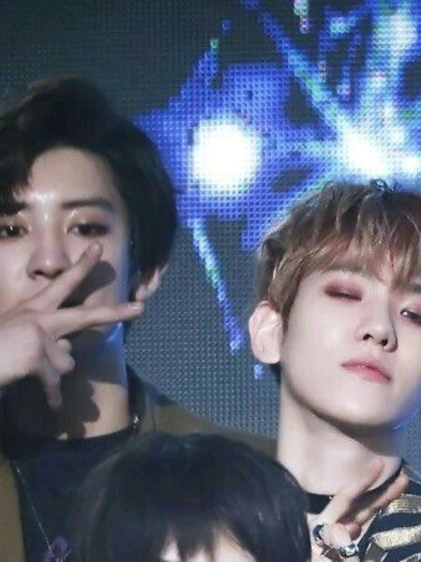 @ur fav exo stan⁹ ☽̶☾