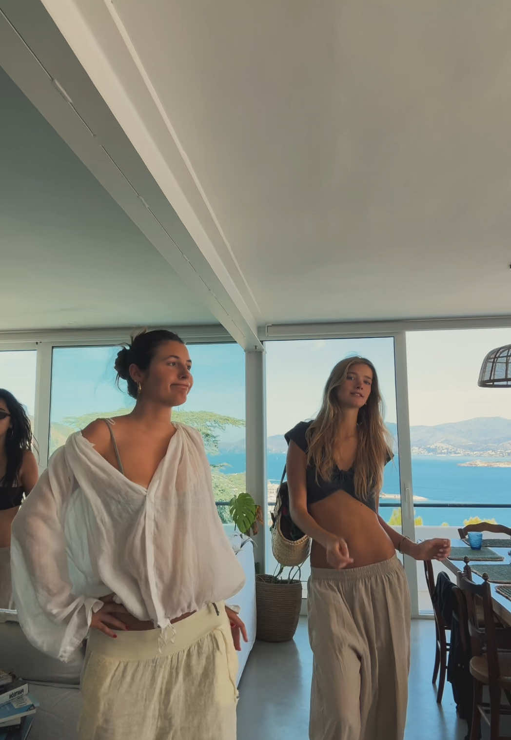 @juliaa