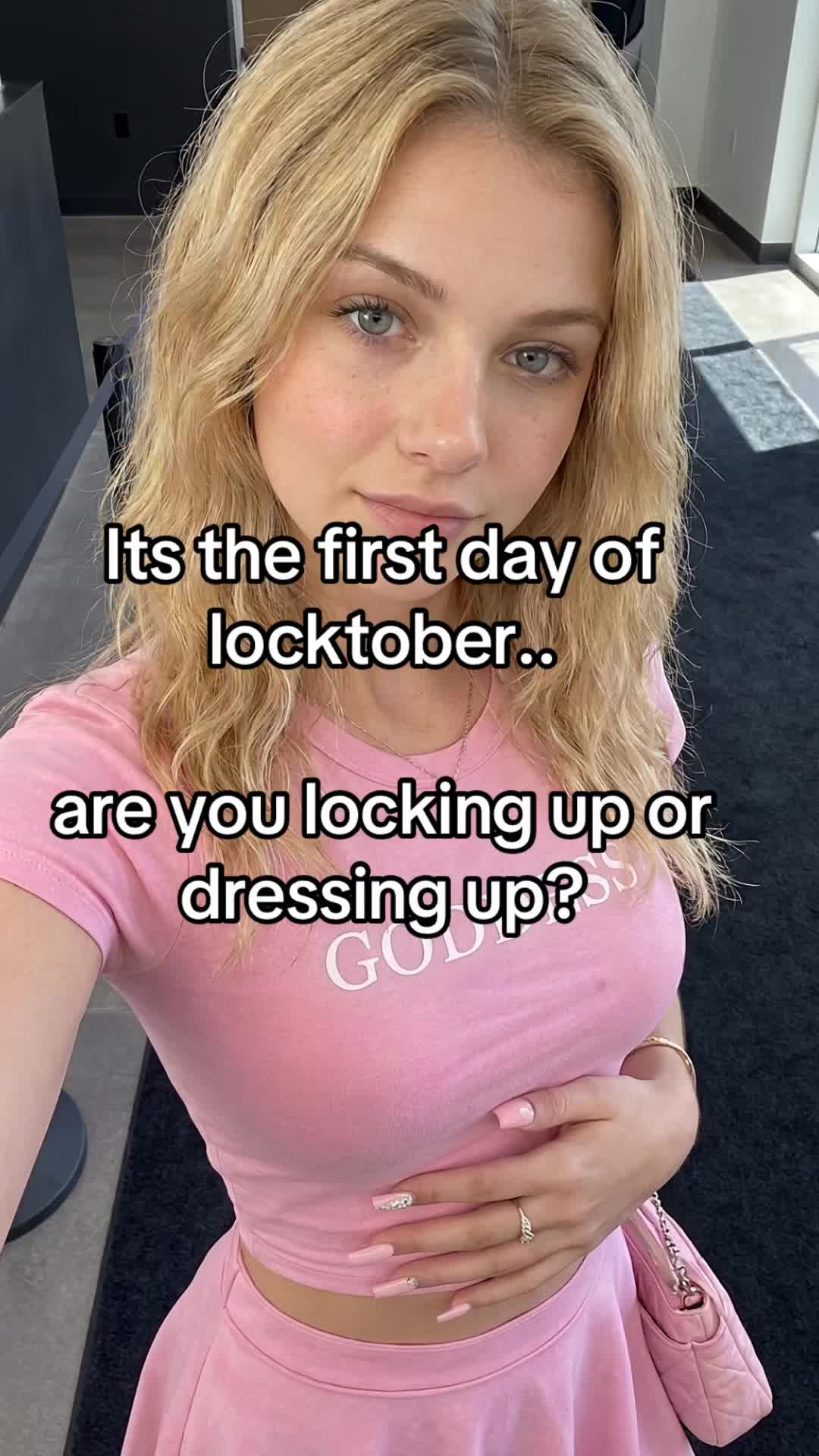 @lolaontt