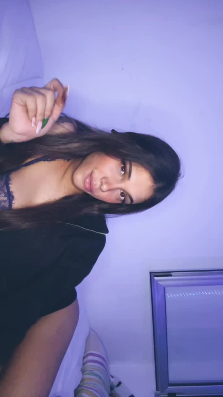 @TrianaaAmayaa