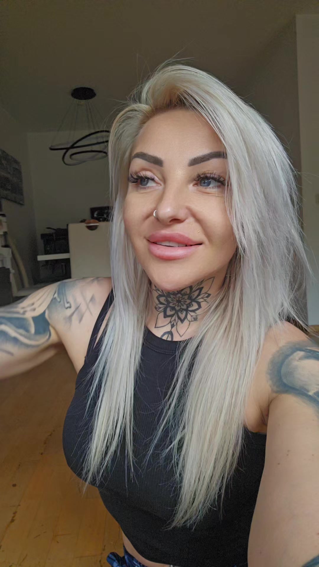 @Karolina