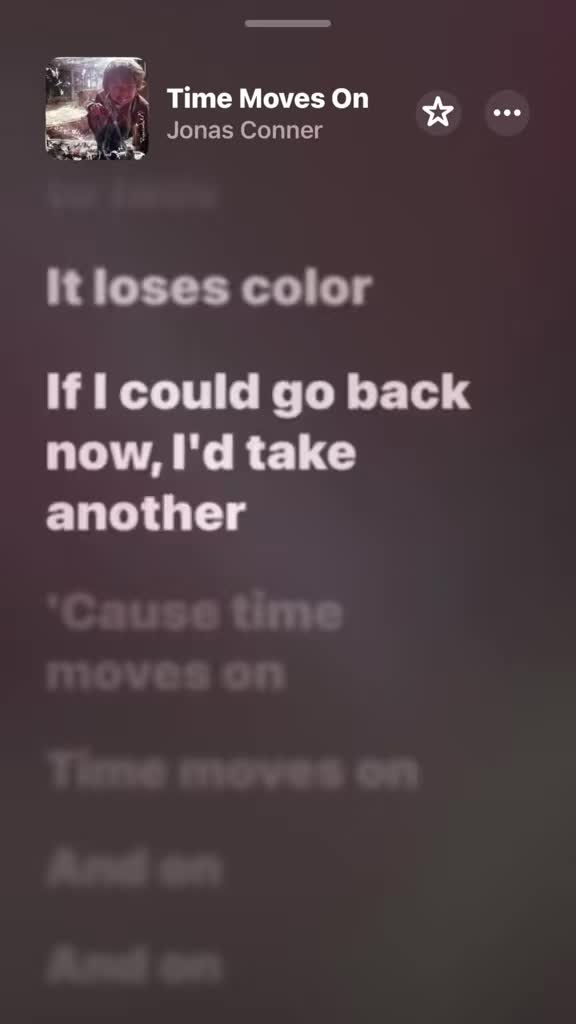 @Emotional Lyrics💔