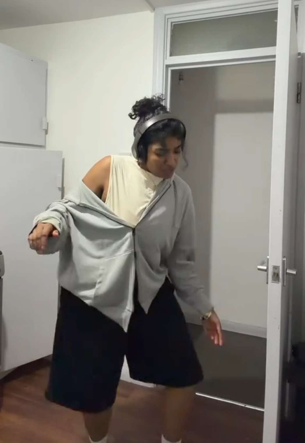 @Puhalini