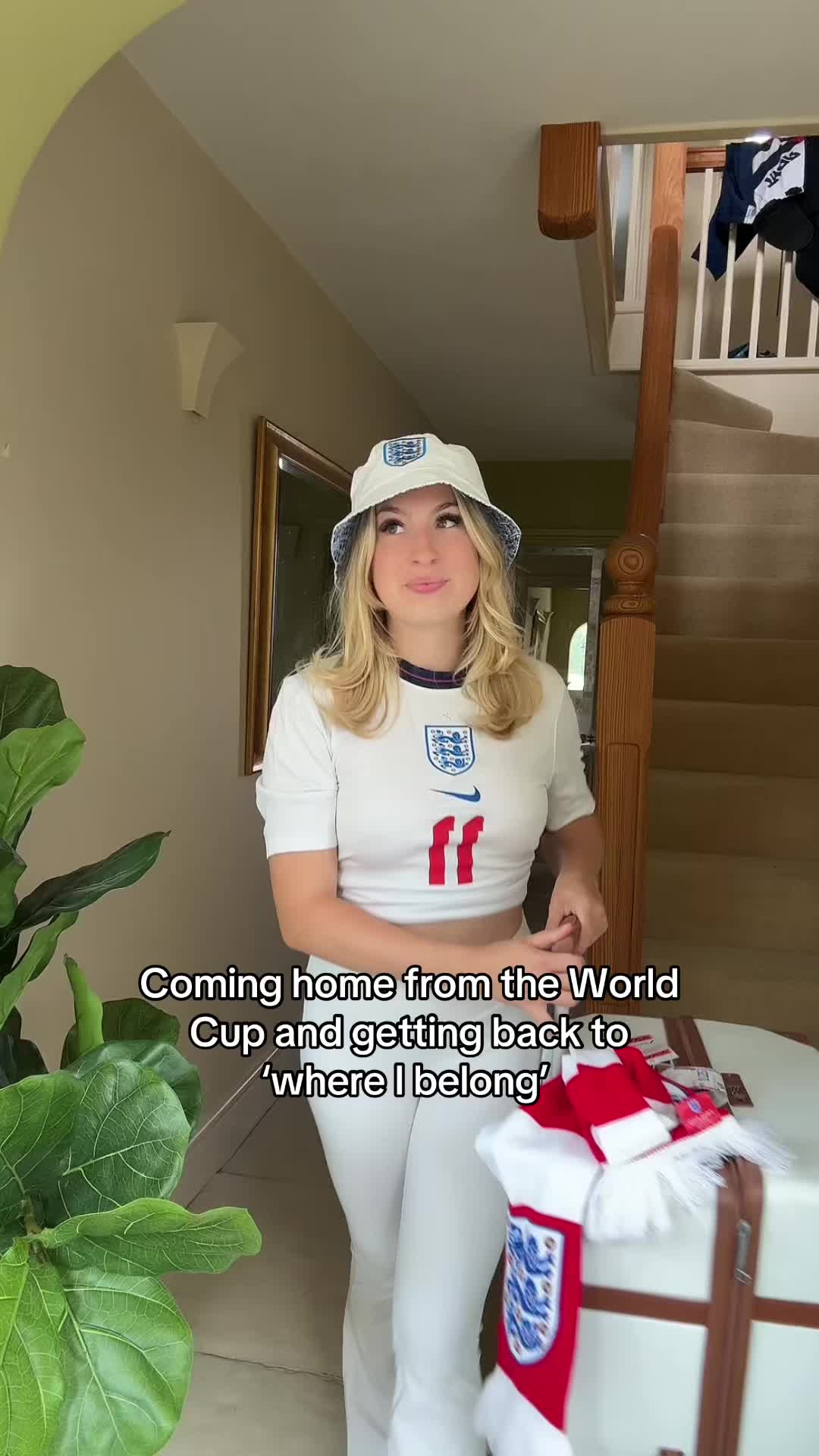 @astridwett