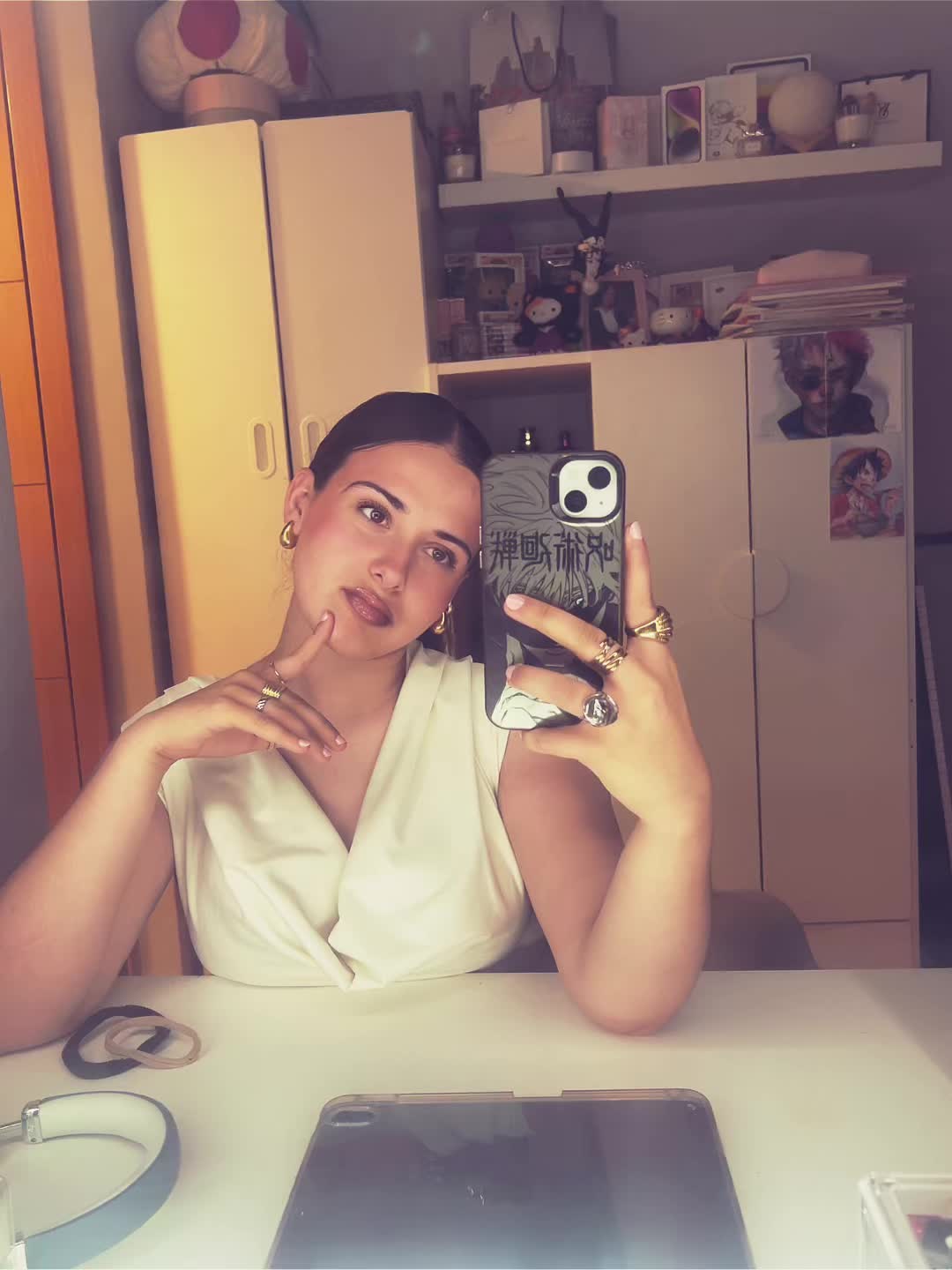 @Luna