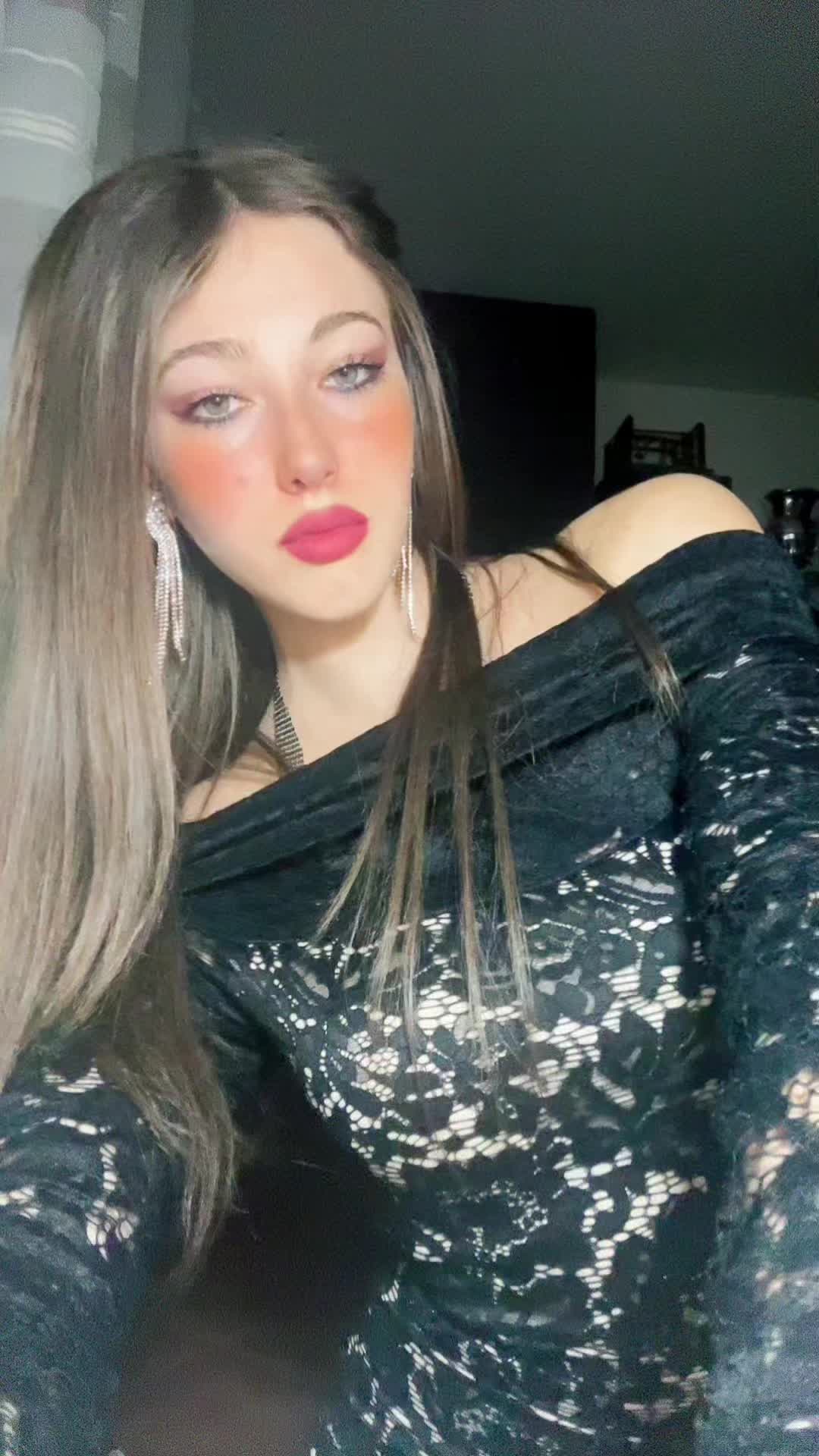 @𝐂𝐡𝐢𝐚𝐫𝐚💋