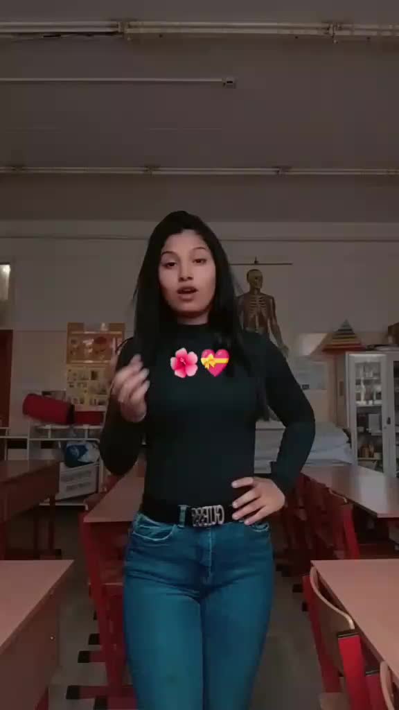 @Daniella🤎🖤