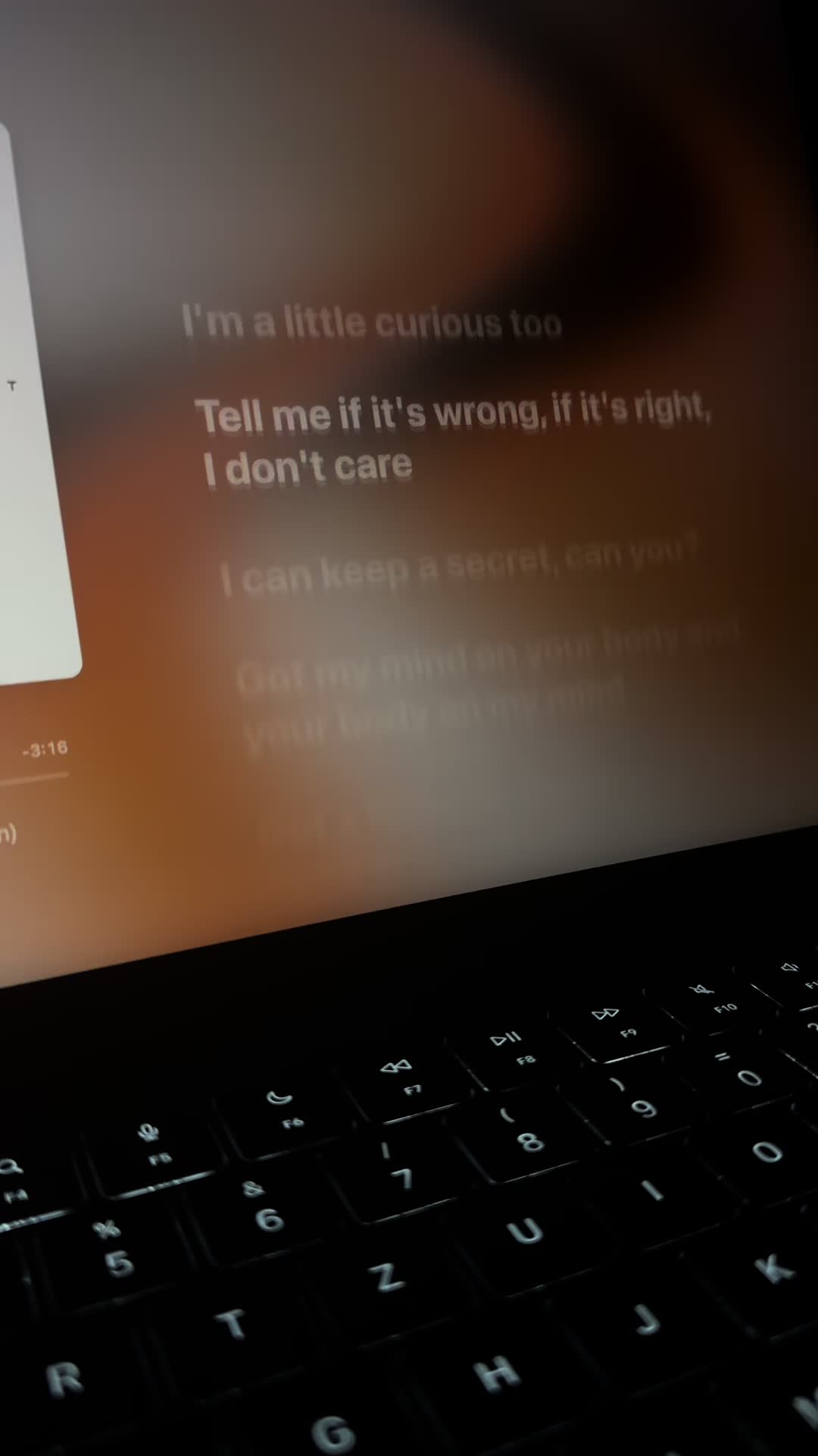 @๐๐ฎ๐ฌ๐ข๐๐ฅ๐ฒ๐ซ๐ข๐๐ฌ