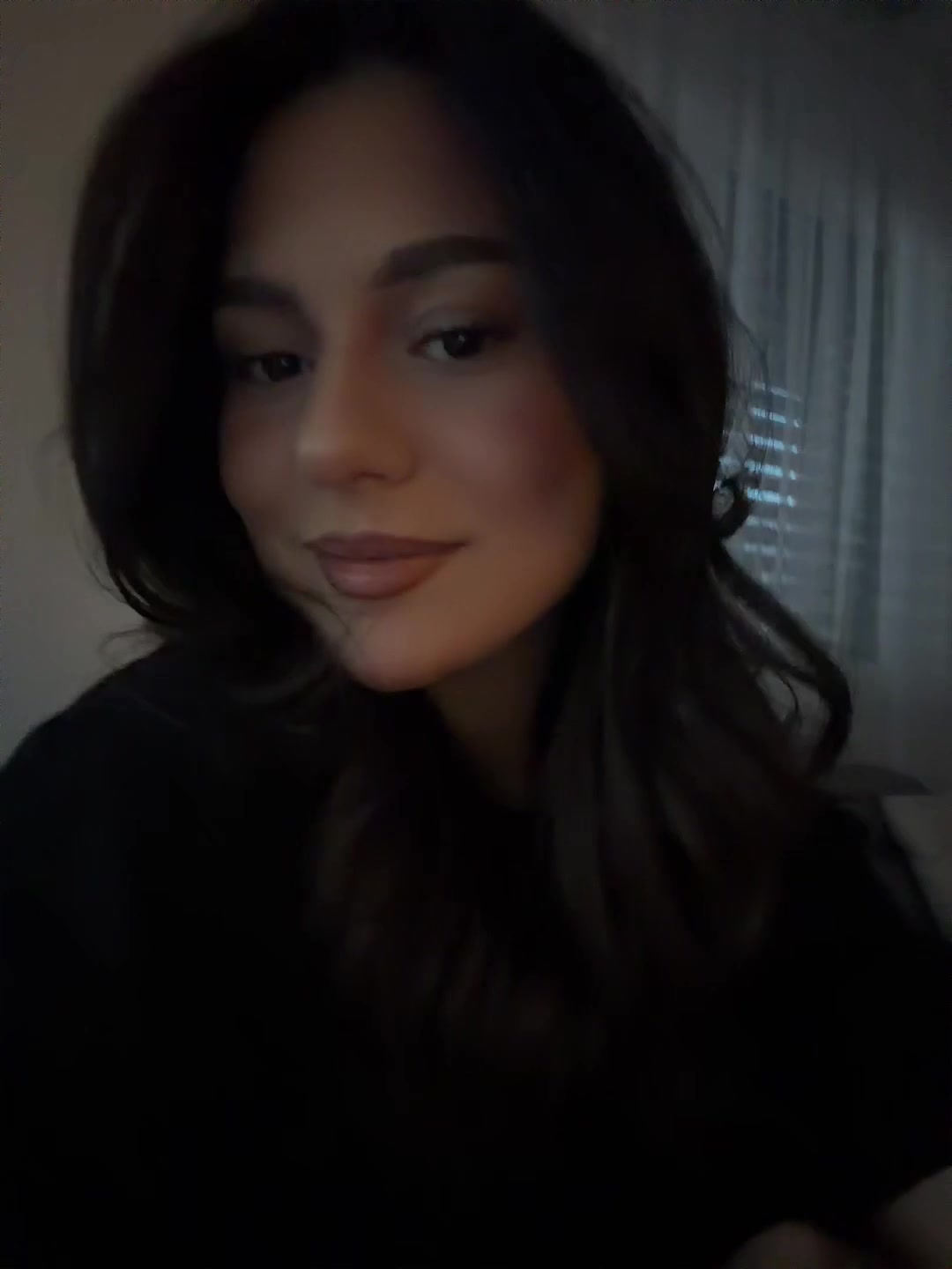 @ᵛ