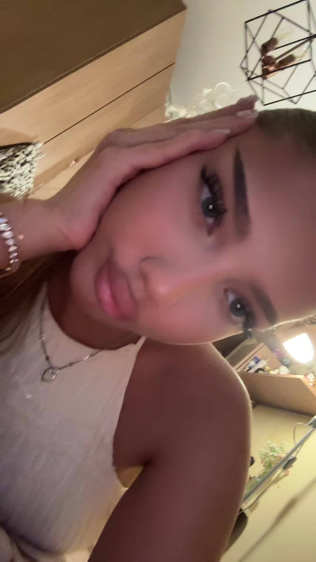 @alexia