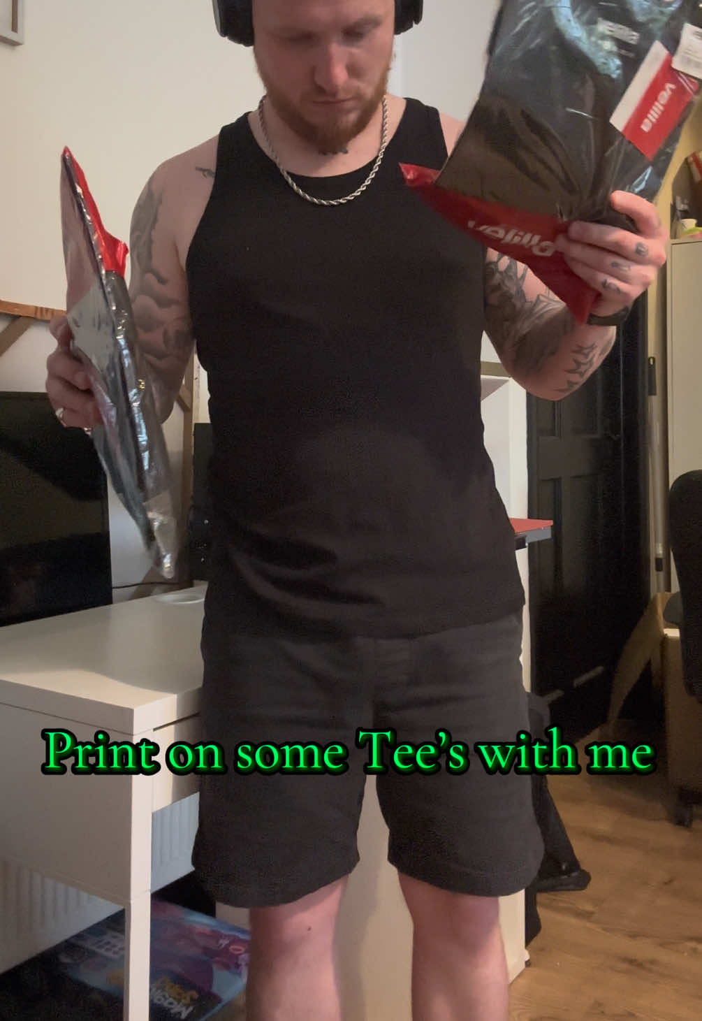 @Aware clothing ™️