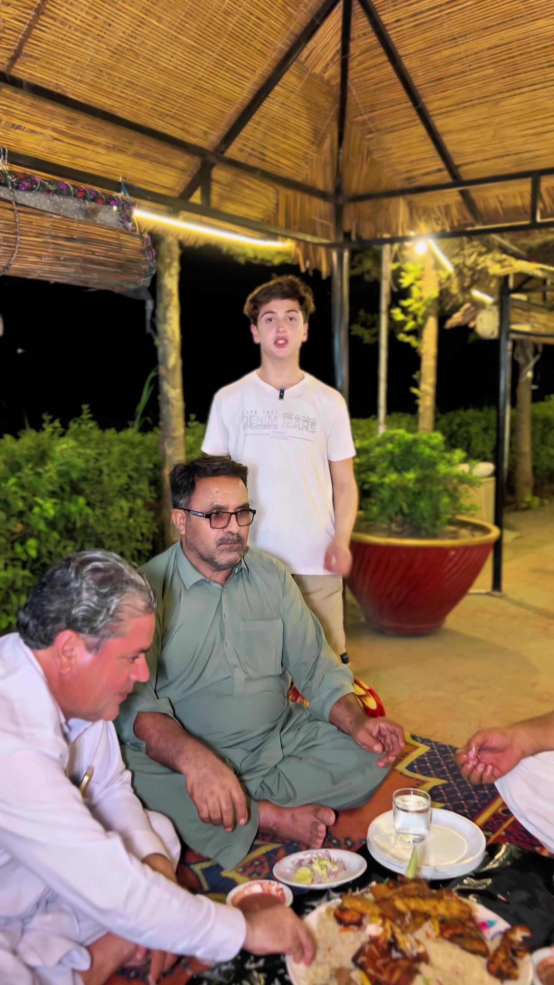 @🍔Gulrang Hujra restaurant🍔