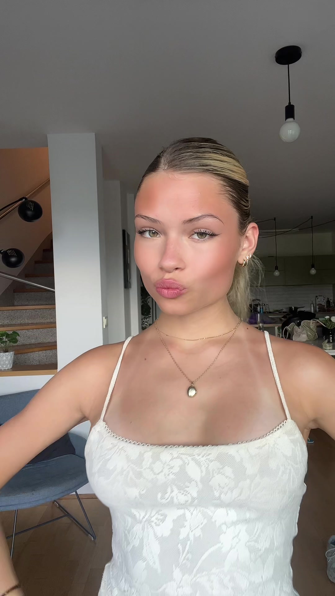 @Poppyrosezak