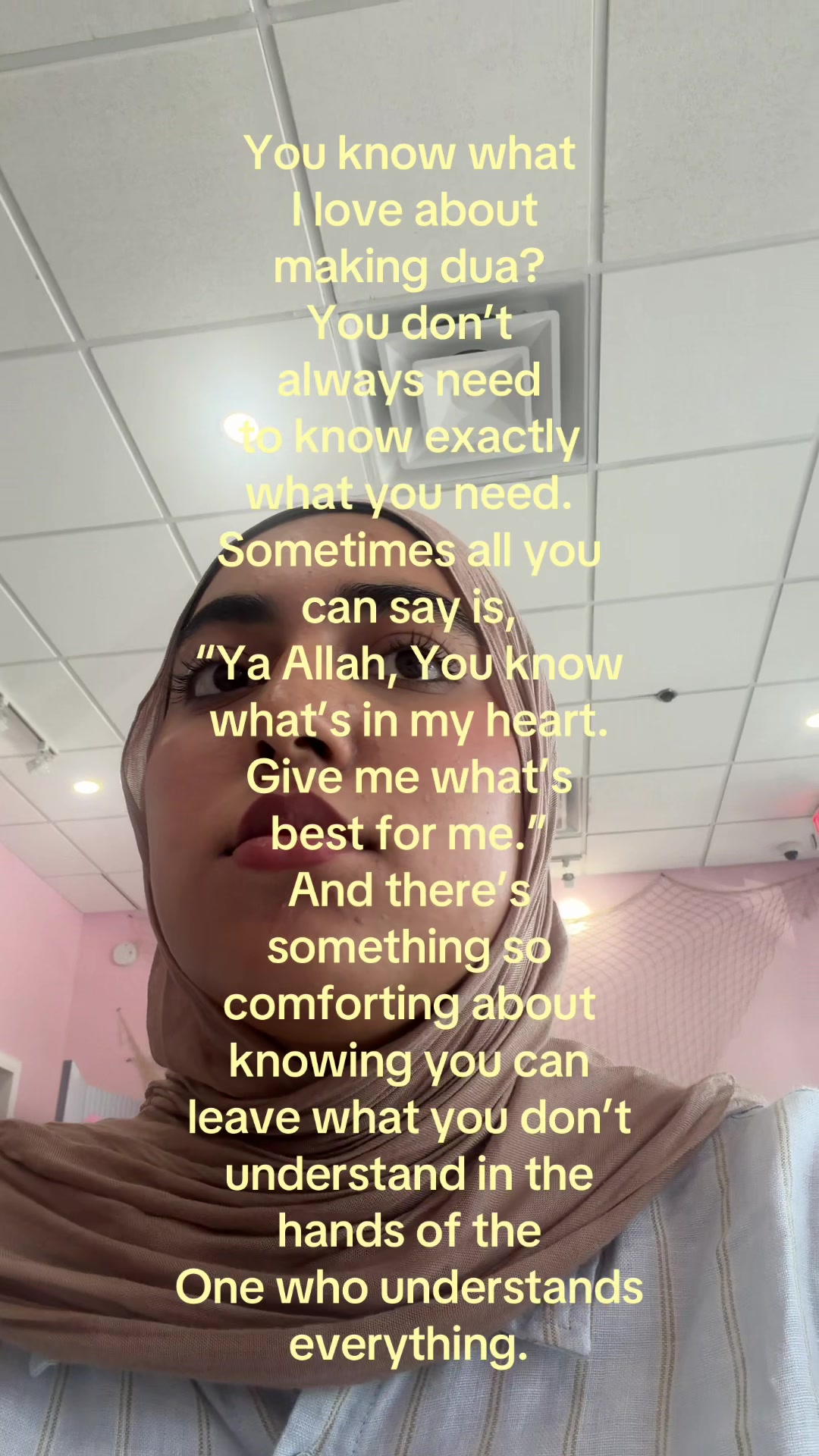 @AmiraInVogue