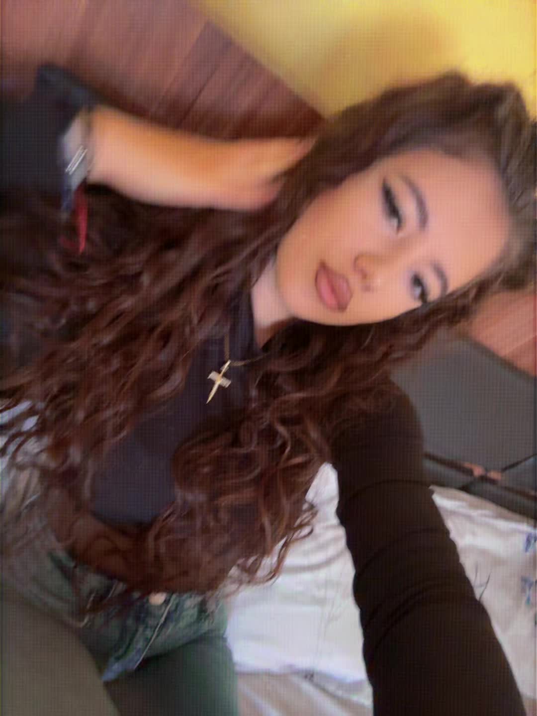 @𝓒𝓻𝓲𝓼𝓽𝓲𝓷𝓪
