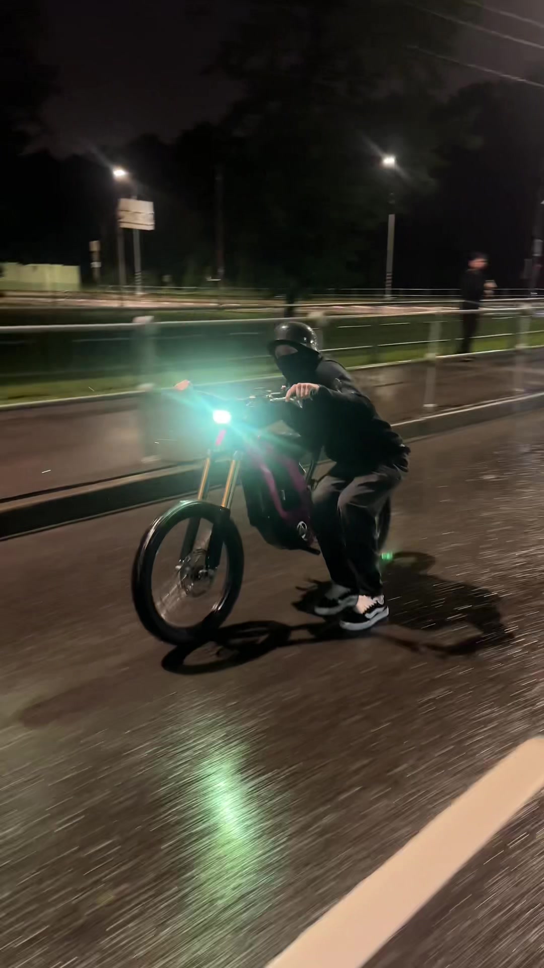 @тгк: E-bikes plugg