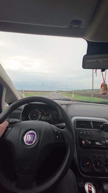 @Simi&Aacute;di