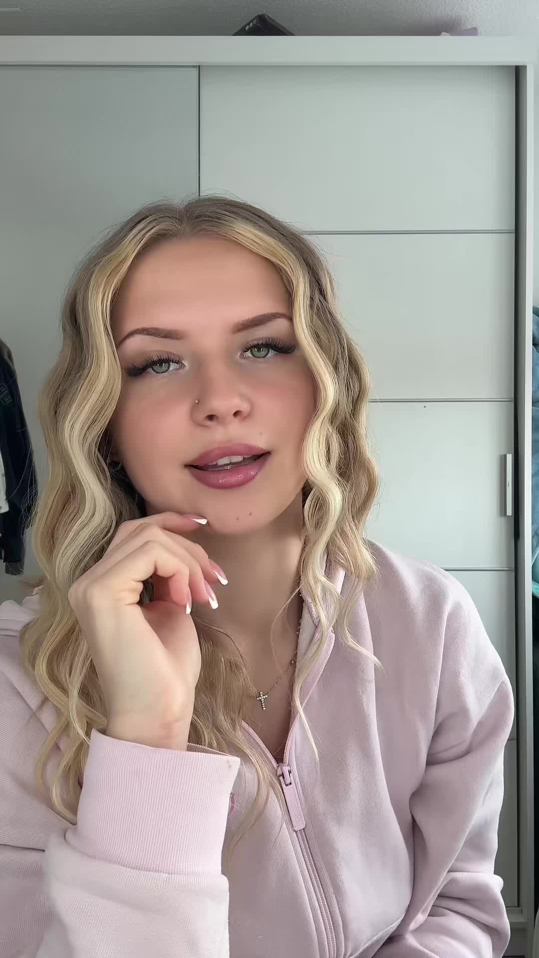 @lukrecija