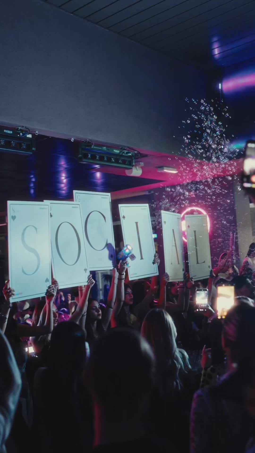 @Ilovesocialclub