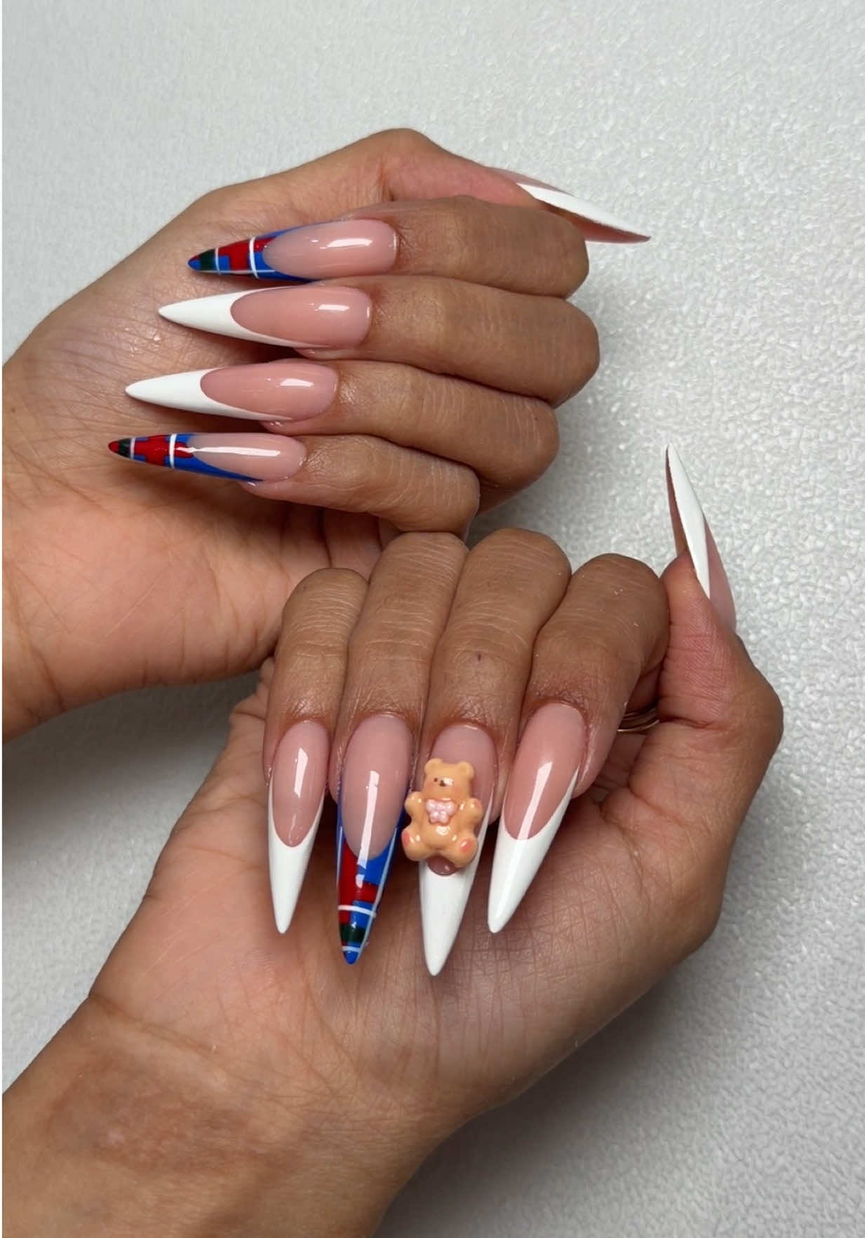 @Queennails