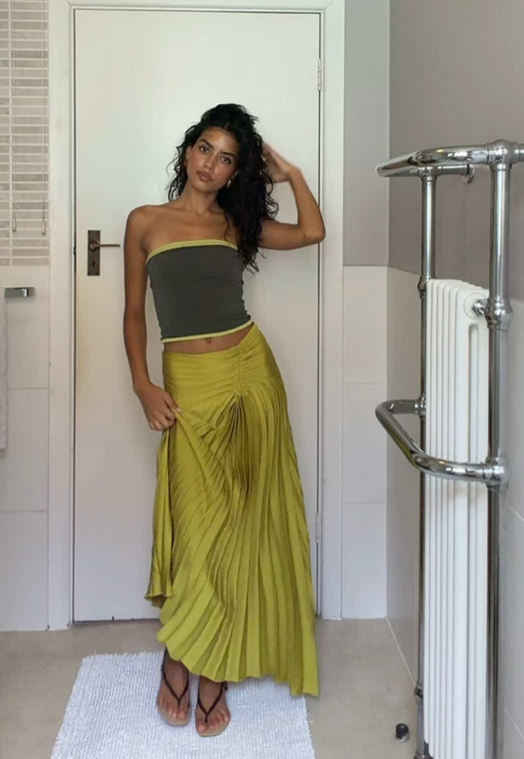 @Sez
