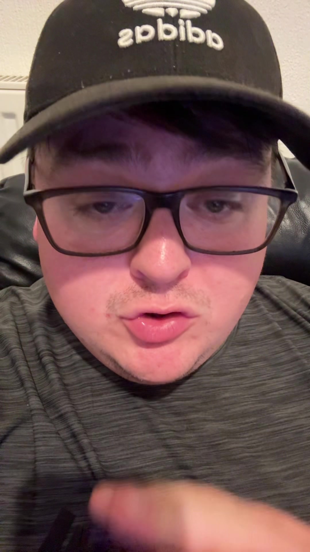 @kylelovesports
