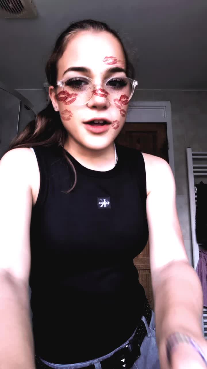 @Bailie(Mia's version)🖤❤️