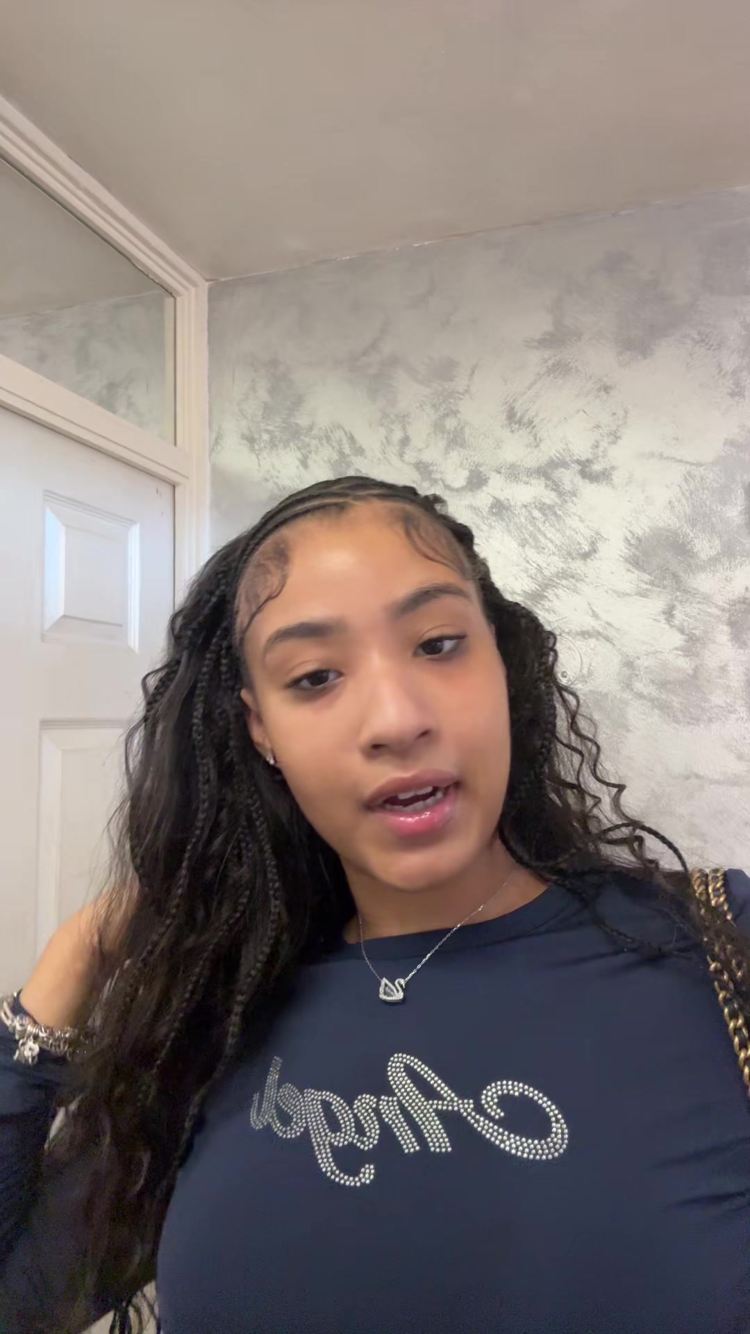 @zarasworld_8