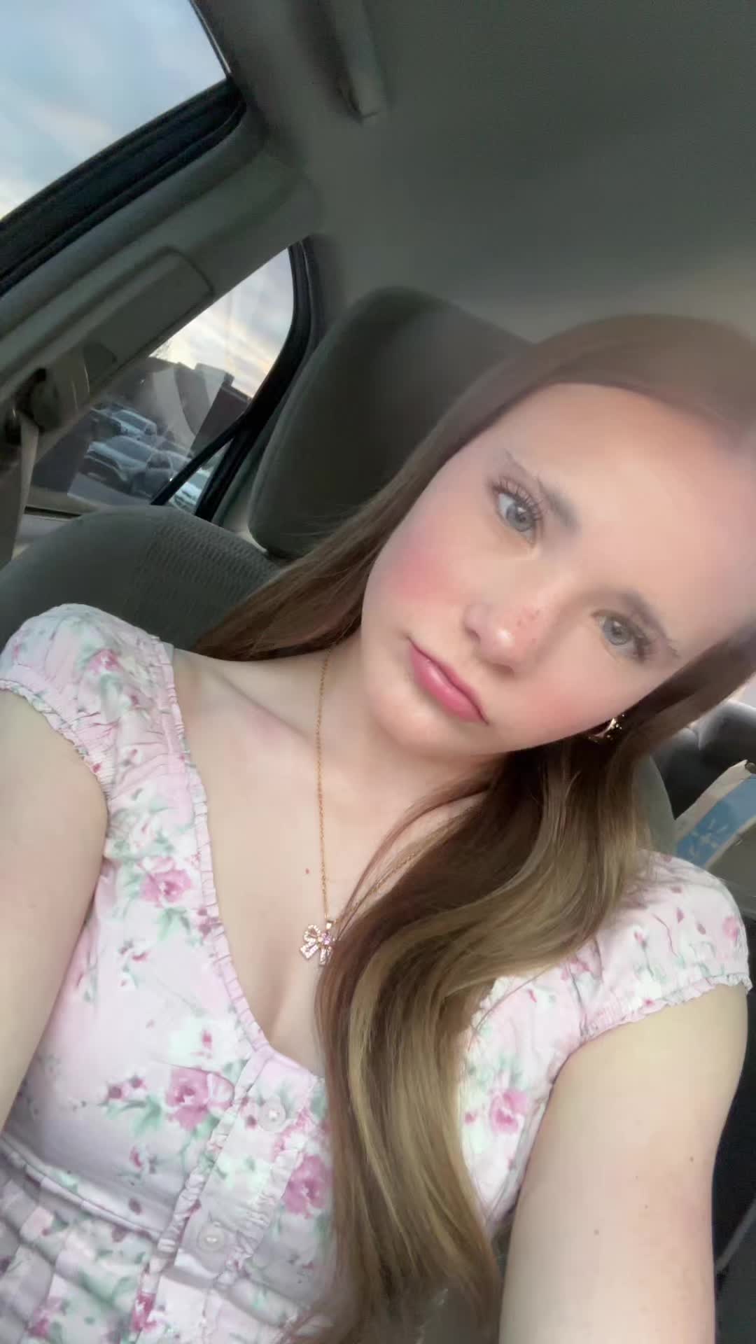 @Zoe